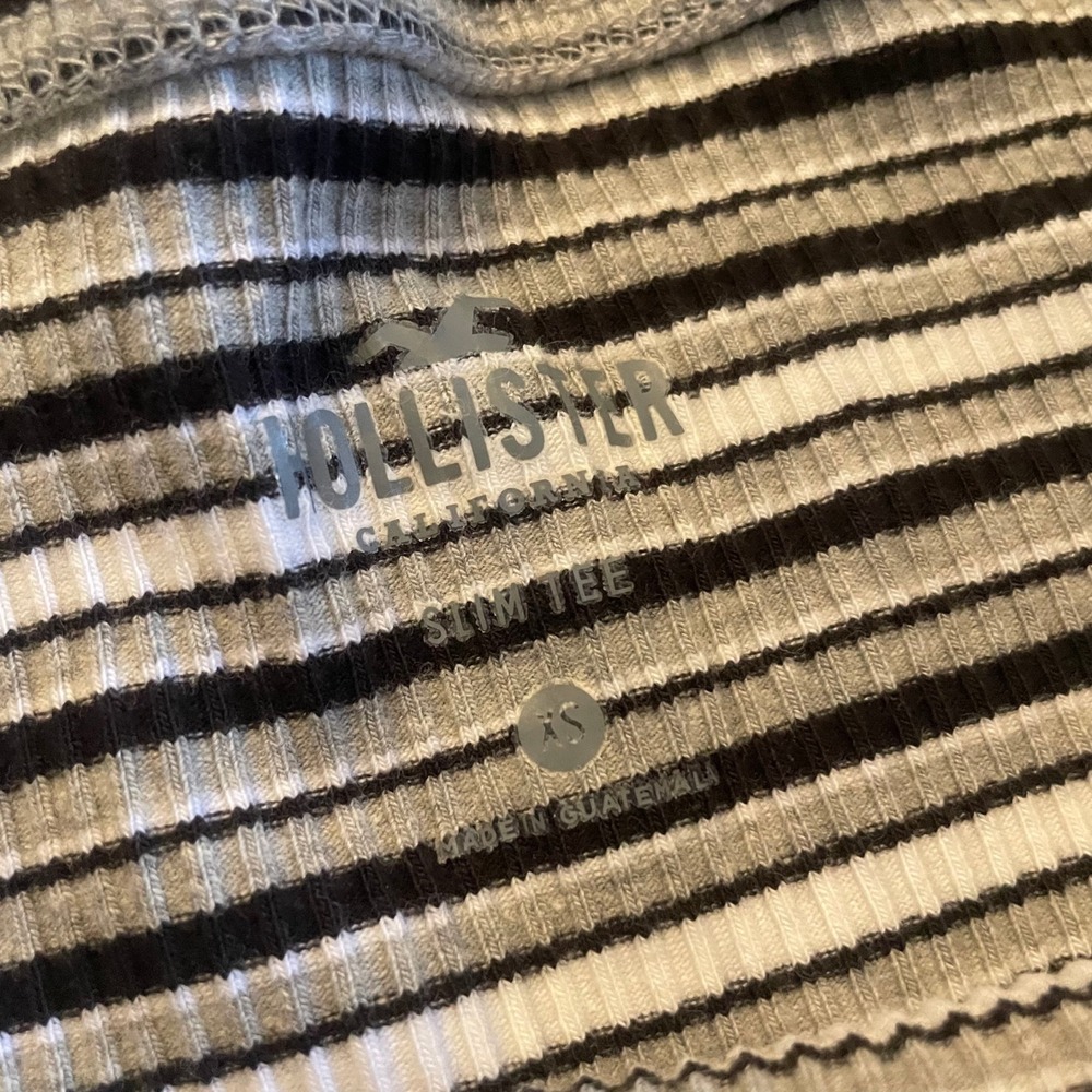 Hollister Slim Tee Off The Shoulder Striped Ribbed Long Sleeve Top XS Black Grey - Picture 2 of 2